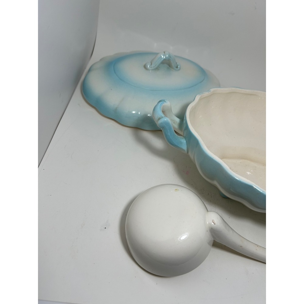 Vintage Scalloped Ceramic Soup Tureen with Lid and Ladle Blue White Ombre 11.5in - Picture 11 of 13